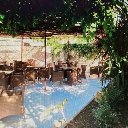 Auberge Sainte Marguerite La Garde  Bagian luar foto