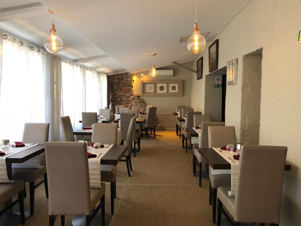 Auberge Sainte Marguerite La Garde  Bagian luar foto